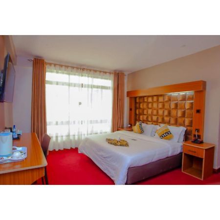 The Luke Hotel - Cravers Thika Luaran gambar
