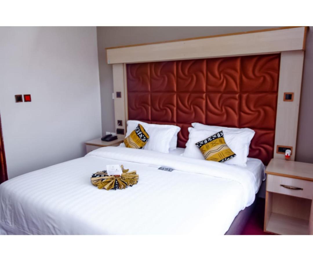 The Luke Hotel - Cravers Thika Luaran gambar